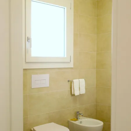 Piavehome Affittacamere 3*